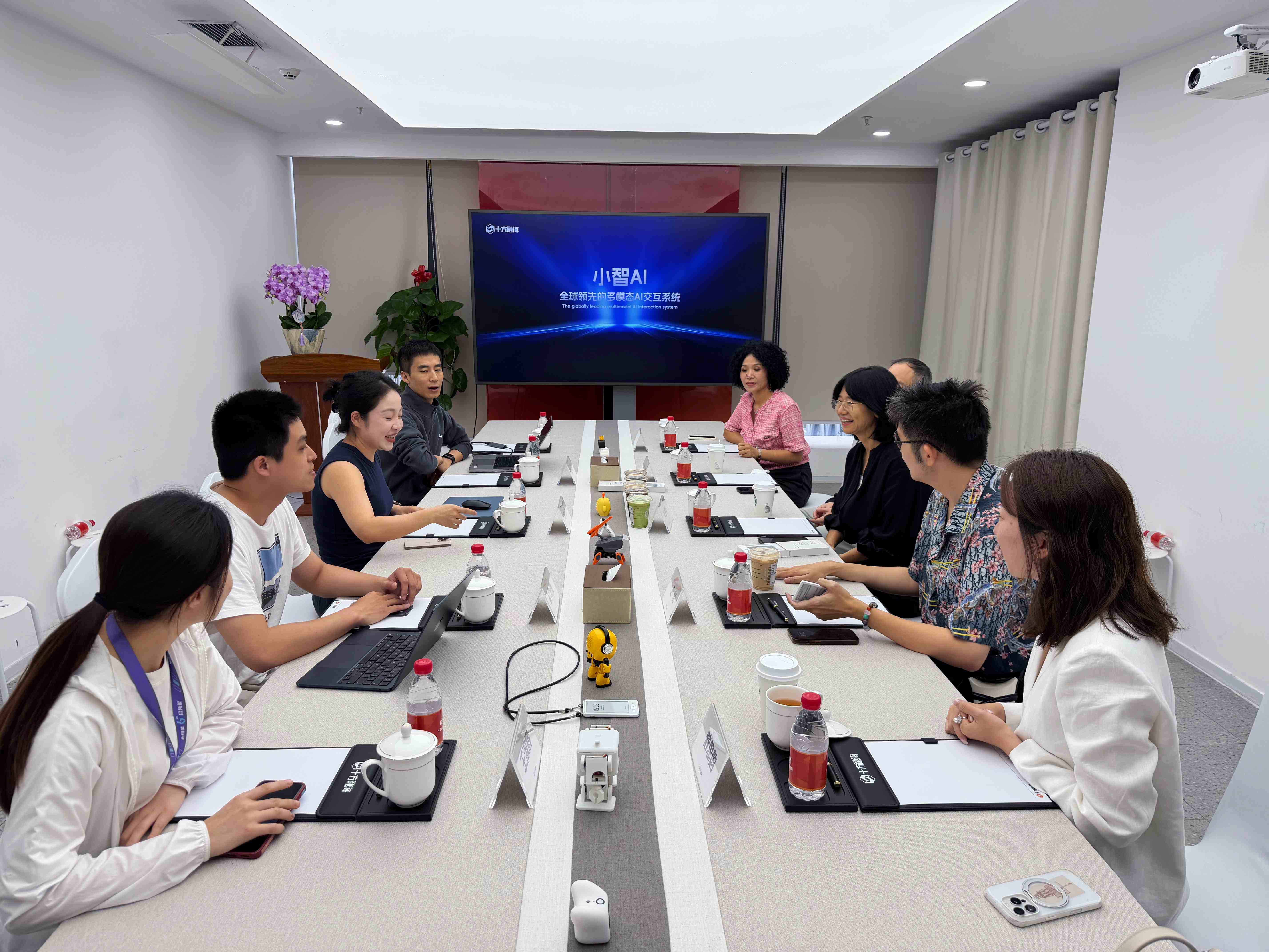 ���ڶ�������ѧУ�������У��������˹ά��˹(�ٷ���֤��վ)��made in las vegas����������������̽AI����У԰ѧϰ�³���������ͼ